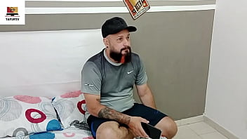 Preview 1 of Lucky Plumber - mi hijastra prueba diferentes salsas en mi verga y luego le follo el co&ntilde_o hasta darle toda mi leche-porno en espa&ntilde_ol parte 1