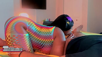 Preview 2 of Girl Girl Wasing Sex - BEAUTY GETS SLOPPY AND SNATCHES SOULS WITH WET BLOWJOB