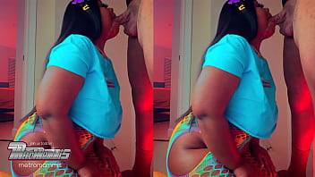 Preview 3 of Girl Girl Wasing Sex - BEAUTY GETS SLOPPY AND SNATCHES SOULS WITH WET BLOWJOB