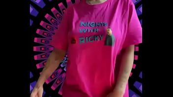 Preview 1 of Senny Leyone Com - Reeses Pieces rockin Nights With Ricky Merch
