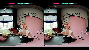 Preview 1 of First Rape Vido - VRHUSH Flamenco dancer Bridgette B puts on a show