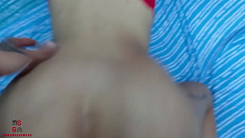 Preview 2 of Big Breasted Step Mom - MI MADRASTRA CACHONDA SE EXCITA POR CHUPARLE LOS PIES PARTE 2