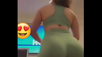 Preview 2 of Fust Tym - Sassy queen twerk