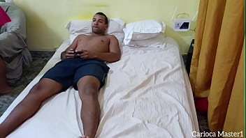 Preview 1 of Beeg Video Open - Gozando nos p&eacute_s da minha madrasta