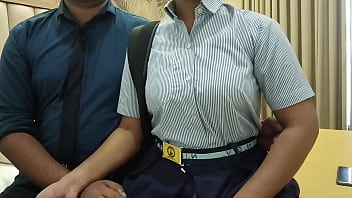 Preview 1 of Choty Beachy - ट्यूशन टीचर ने होटल में लेकर पढ़ने वाली लड़की को चोदा