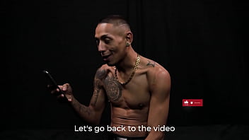 Preview 1 of Xxx Donwload Video - Fodendo o c&uacute_ do namorado gostoso durante a novela PicaAnal