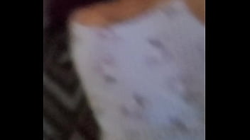 Preview 2 of Tochter Zum Sex Zwingen - Novia flaca de perrito gimiendo sexo casero