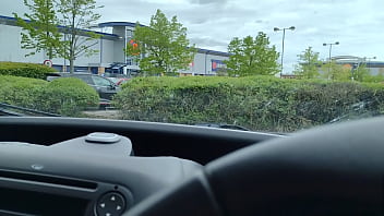 Preview 4 of Www Saml Garls Sex Com - Naughty girl rubbing one out in busy carpark