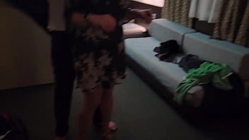 Preview 4 of Porant Sex - en partance pour le mexique je drague mon chauffeur routier et le ram&eacute_ne a mon hotel pour une baise de fou