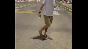 Preview 4 of Bijeljina Porno Klipovi - Magrinho safado louco para cair na pica jogando um pirulito no cinegrafista que logo ia arrombar o cuzinho dele