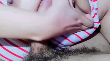 Preview 2 of Scool Girl Letest - NADIE SOSPECHA LO QUE HACEMOS CUANDO NO HAY NADIE EN CASA HERMANASTRA - ME COJO A MI HERMANASTRA TETONA A ELLA LE ENCANTA LA VERGA,  SEXO REAL CASERO AMATEUR HERMANASTRA Y HERMANASTRO