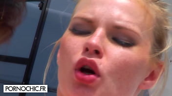 Preview 2 of Dehati Bhojpuri Sexy Video - Tarra White and Defrancesca Gallardo have sex on a yacht