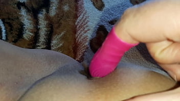Preview 1 of Xzzers Movie - This sex toy is much better than a tongue