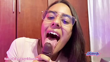 Preview 4 of New Sexy Vedeo - Video en c&aacute_mara lenta- As&iacute_ lamo y chupo un dildo negro y lo disfruto JOI