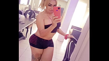 Preview 4 of Xxnxx 2 - Tu nena karolina solo en Guayaquil