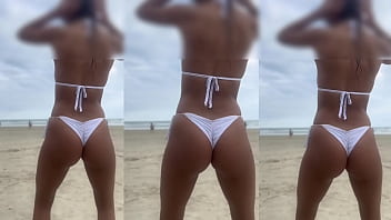 Preview 2 of Home With My Step Mom - Novinha quase foi pega no flagra transando na praia