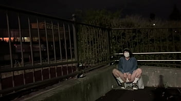 Preview 3 of All Porn Ddc - 女装子まゆちゃんが車がばんばん通る国道の横でロングスカートのまま足を開いてパンチラする