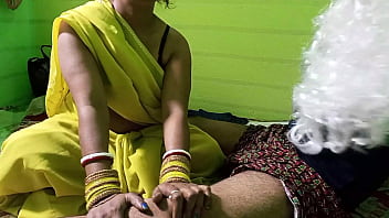 Preview 2 of Doctorwith Pesint - Big Boobs Indian Bahu Fucks with her old Sasur Ji jabardasti everyday after husband  leaves