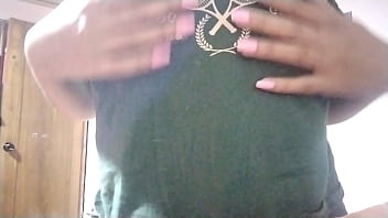 Preview 1 of Form 53 - Me toc&oacute_ las tetas en casa de mi abuela