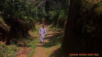 Preview 1 of Thin Niple - PRECIOUS LONG GAVE ME HER PUSSY TO FUCK IN THE BUSH - SHE ENJOY MY BIG BLACK LONG DICK