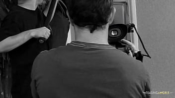 Preview 1 of Geting Hard Fast Fuck - Straight out of the shower the brunette jumps in bed to get filmed getting drilled