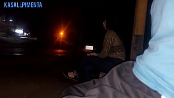 Preview 1 of Blak Oiltube - S&eacute_rio !! Eu corro o risco de colocar meu pau na frente dessa mulher esperando o &ocirc_nibus ... Como ela vai reagir?
