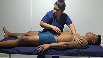 Preview 3 of Porno Wayne - Un masaje relajante para este sexy chico,  me pone tan cachonda pt2 me pone tan cachonda verlo semidesnudo