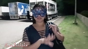Preview 1 of Foot Fetish Tub - Trailer. Fui em um estacionamento de caminhoes,  conheci tres caminhoreiros la e dei pra eles dentro da carroceria do caminhao
