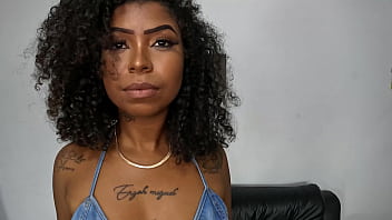 Preview 1 of Go To My House - Sua primeira vez filmando e primeira vez no anal - Aycha Martinelly