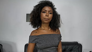 Preview 1 of Mom On Son Dick - Aycha Martinelly na sua primeira vez leva ferro no rabo e creampie