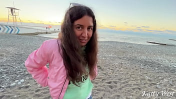 Preview 2 of Traileros Con Gay - Picked up a girl on the beach and invited her to have sex in the shower