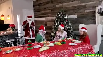 Preview 2 of Mazoor Sex - Christmas Family Orgy3.mp4