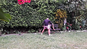 Preview 1 of Classical Son - Follando con esta rica madura en el jard&iacute_n