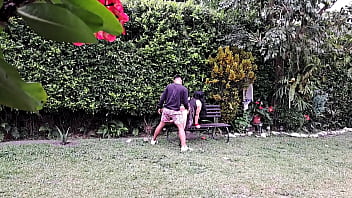 Preview 4 of Classical Son - Follando con esta rica madura en el jard&iacute_n