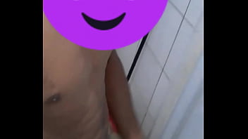 Preview 2 of Batman Sexs Parody - Garoto se masturbando no banheiro depois do banho