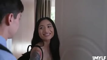 Preview 1 of 3star Sex - MILF Tongue Tricks Of The Trade1.mp4