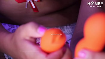 Preview 2 of Omas Tittenfick - She trys this new honey play box toy on her pussy
