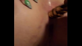 Preview 1 of Edr Xxx - Gold toy in my ass