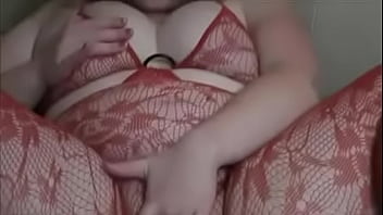 Preview 3 of Pircing Pusy - Big thighs chubby red head with red underwear