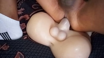 Preview 2 of Allanah Le - Un peque&ntilde_o v&iacute_deo anal con acercamiento