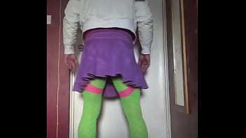 Preview 3 of Mina Fart - come pee in me part 23