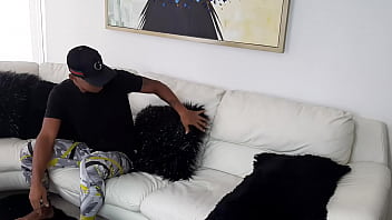 Preview 1 of Bdsm Oral Video - La madrastra de mi mejor amigo es una puta cachonda quiere  chupar verga Parte1