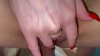 Preview 3 of Bangla Deha Sex - Milf asked me to give her a massage. It all ended with a fuck