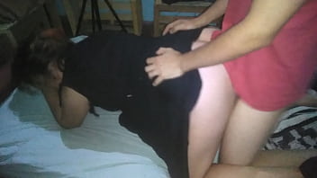 Preview 1 of Fset 467 - Chico coge a chica de vestido negro