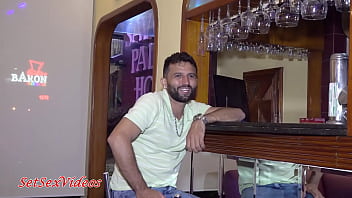 Preview 1 of Pak Fingering - Trailer. Nicole Romanoff foi visitar o Joseph Britadeira no hotel e deu at&eacute_ o cuzinho pra ele