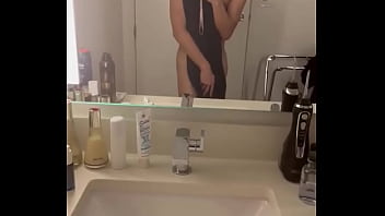 Preview 1 of India Giral 18 Yers Sexi Vidos - Who wants some .