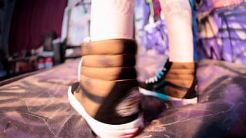 Preview 2 of Butifull Grils Fucking Video - Giganta dominando escravo de p&eacute_s - Giantess Dominates Foot Slave