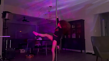 Preview 4 of Wwwsexs In - 420 Special for the next seven days !!! It&rsquo_s time for 30 day free trial,  so sign up babes ? I also love deftones
