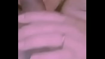 Preview 2 of Romi Amateur - Puta e galego fonso..a menina que vai ficar bucetuda no pau de galego fonso o jovem com o cacete de 23 cm vai colocar at&eacute_ os ovo