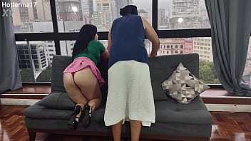 Preview 1 of Night Sleeping In Mom Bazar - Sexo na frente da janela para todo mundo ver